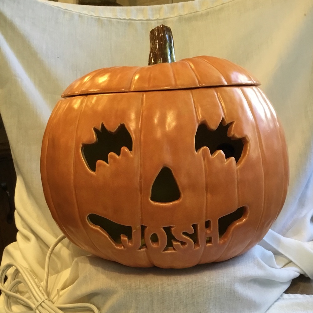 GLAZED CERAMIC PUMPKIN